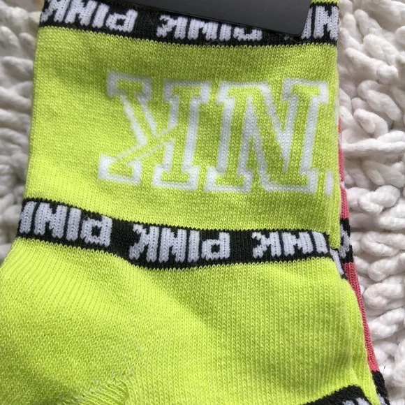 🚨B2G1 New PINK VICTORIAS SECRET 7Multi Colored Ankle Socks